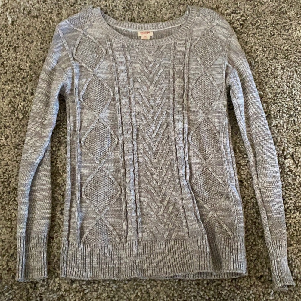 XS grey sweater